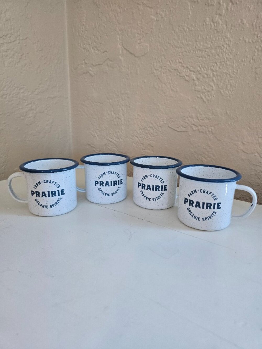 Set: 4 Praire Organic Spirits Speckled Enamelware Camping Coffee Mugs Blue White